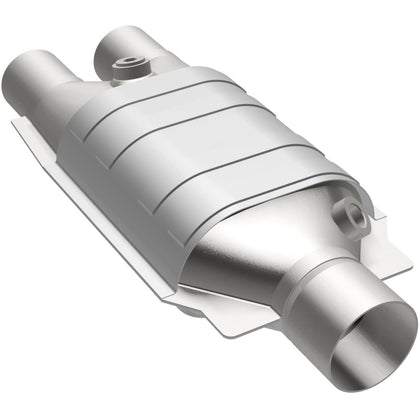 MagnaFlow HM Grade Federal / EPA Compliant Universal Catalytic Converter 99067HM
